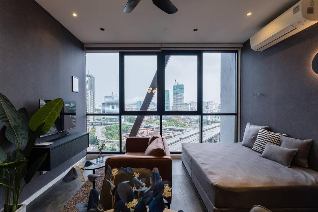 Klcc Musicalsty5Pax At Scarletzsuites Kuala Lumpur Luaran gambar