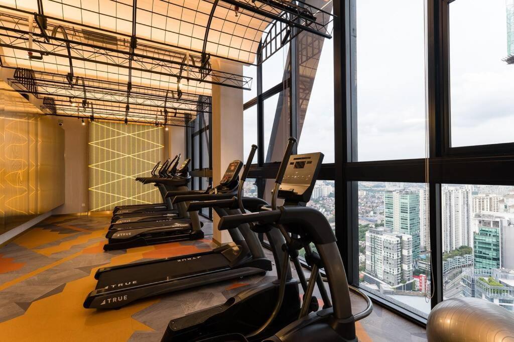 Klcc Musicalsty5Pax At Scarletzsuites Kuala Lumpur Luaran gambar