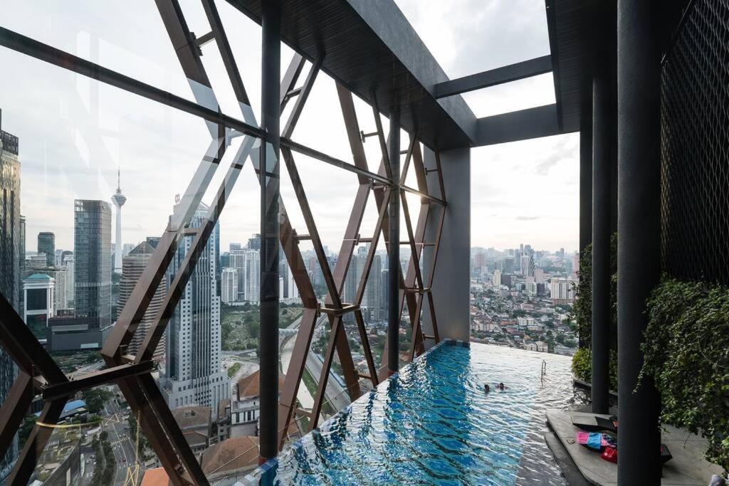 Klcc Musicalsty5Pax At Scarletzsuites Kuala Lumpur Luaran gambar